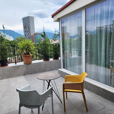 Penthouse With A City View Tiranë Ngoại thất bức ảnh